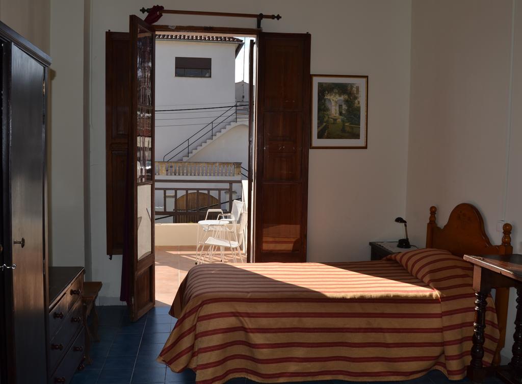 La Mimosa Guesthouse Palma de Mallorca Ruang foto